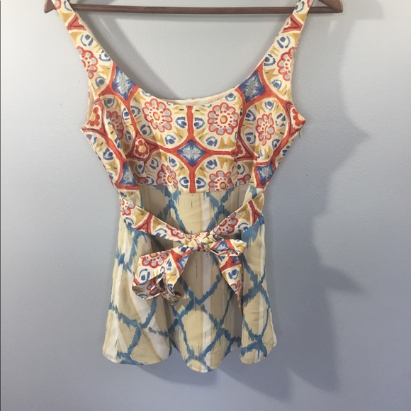 Banana Republic Silk Blouse - Picture 2 of 6